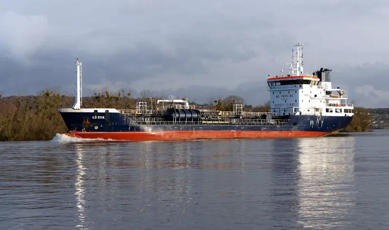 LS EVA Tanker IMO 9379478 photo 3
