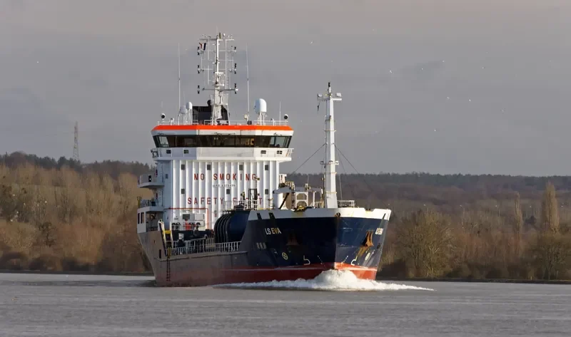 LS EVA Tanker IMO 9379478 photo 4