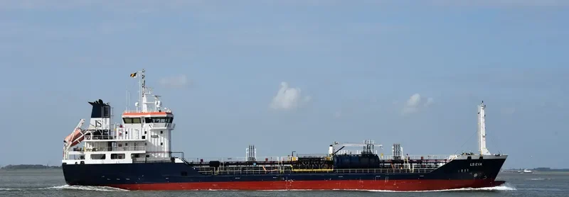 LS EVA Tanker IMO 9379478 photo 8