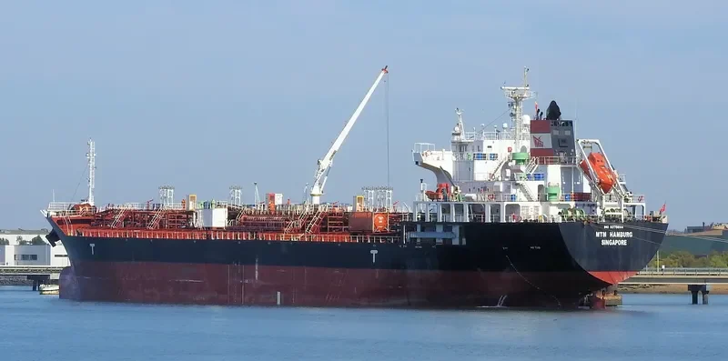 MTM HAMBURG Tanker IMO 9379844 photo 3
