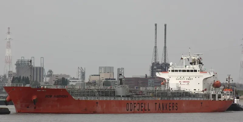 BOW HARMONY Tanker IMO 9379909 photo 8