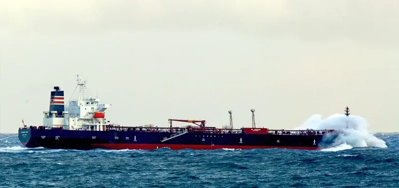 RAINBOW STAR Tanker IMO 9380049 photo 9