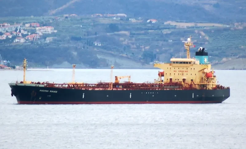 RICH BREEZE Tanker IMO 9380051 photo 6