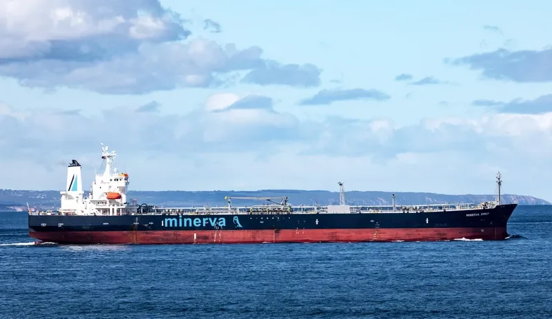 MINERVA EMILY Tanker IMO 9380063 photo 3