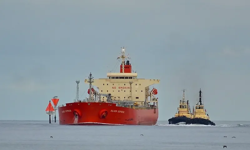 PLATYTERA Tanker IMO 9380099 photo 3
