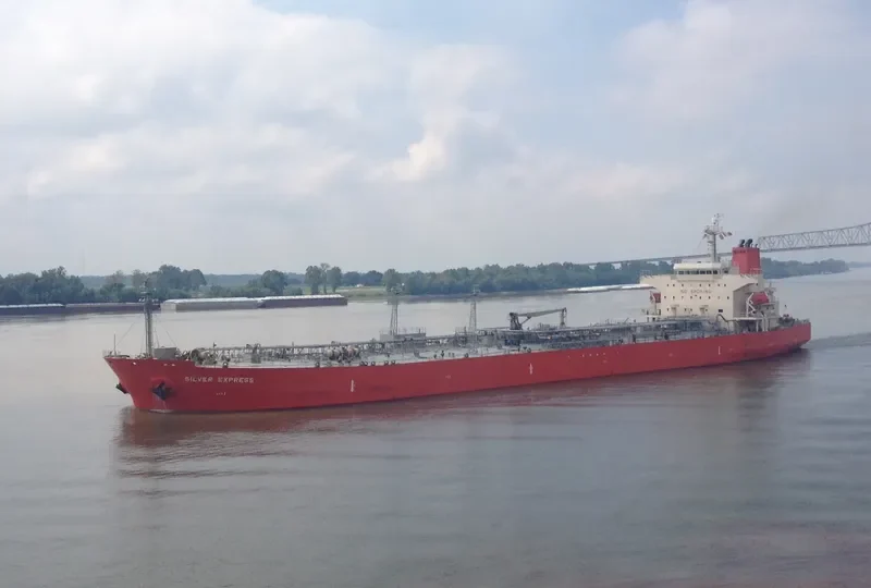 PLATYTERA Tanker IMO 9380099 photo 5