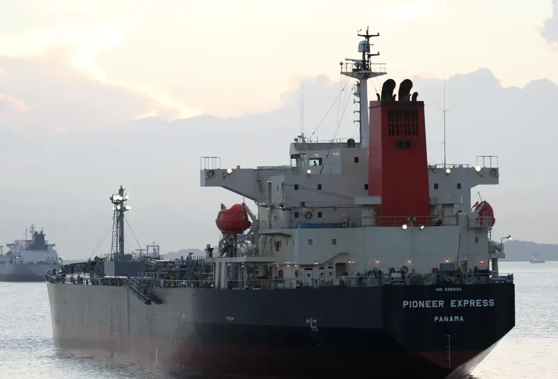 MITERA Tanker IMO 9380104 photo 7