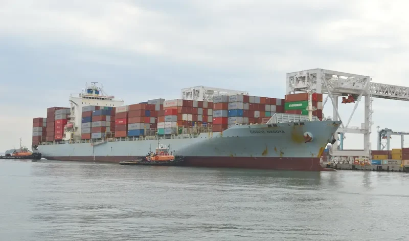 CO NAGOYA Container Ship IMO 9380271 photo 8