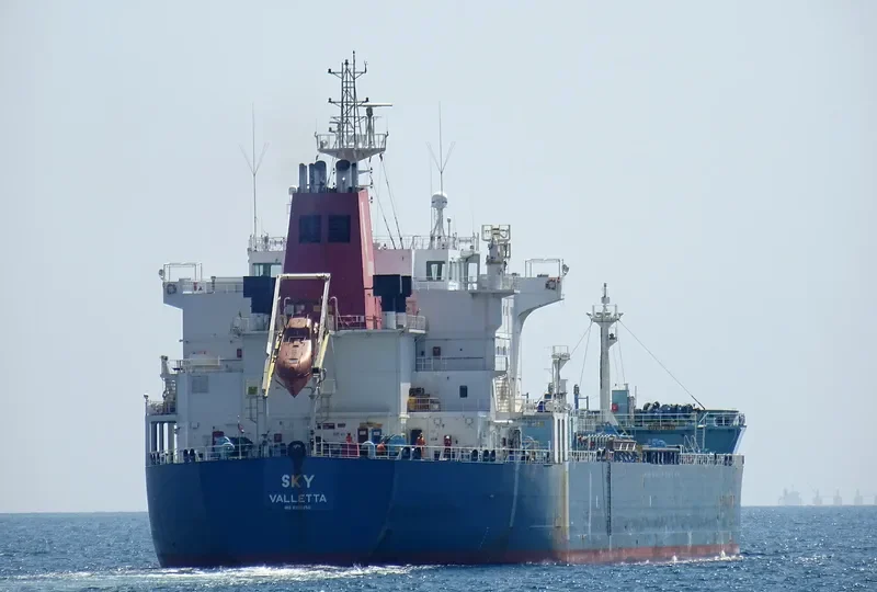 SKY Tanker IMO 9380350 photo 9