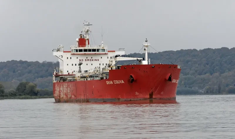 GRAN COUVA Tanker IMO 9380520 photo 4