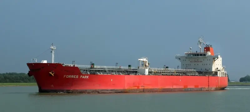 FORRES PARK Tanker IMO 9380532 photo 3