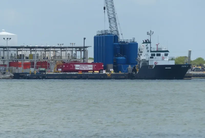 IRENE B. Offshore Vessel IMO 9380714 photo 3