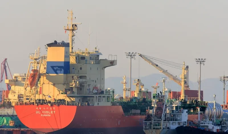 DL VIOLET Tanker IMO 9381354 photo 2