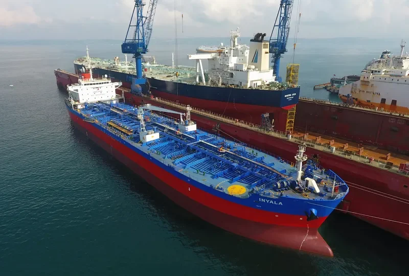 FENICUSA M Tanker IMO 9381500 photo 4