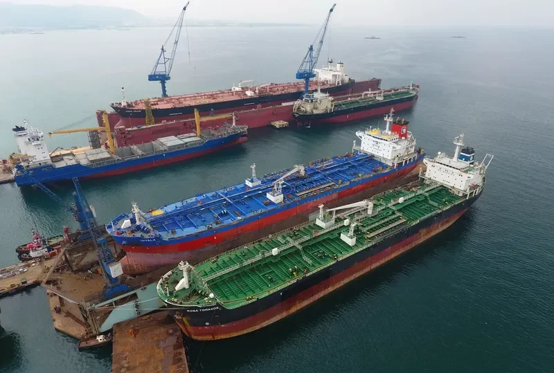 FENICUSA M Tanker IMO 9381500 photo 5