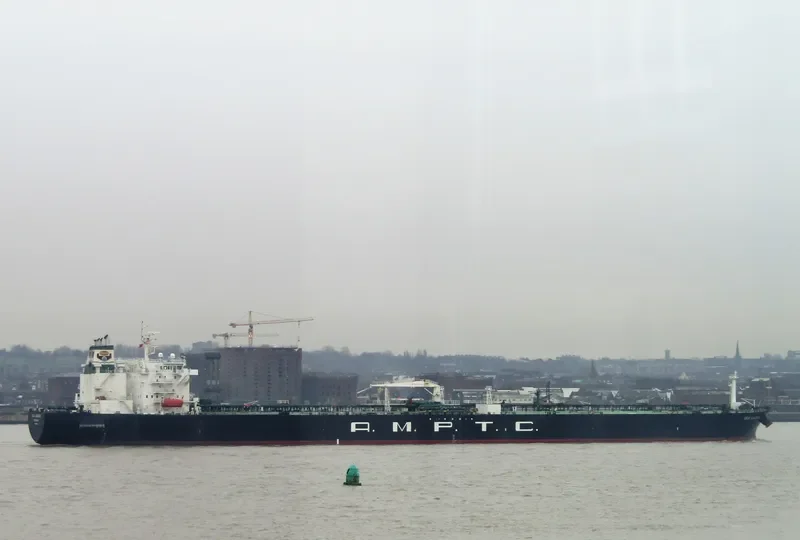 SEA LEGEND Tanker IMO 9381744 photo 2