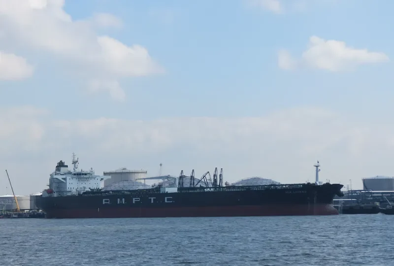 SEA LEGEND Tanker IMO 9381744 photo 5