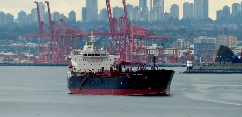GULF JUMEIRAH Tanker IMO 9381823 photo 8