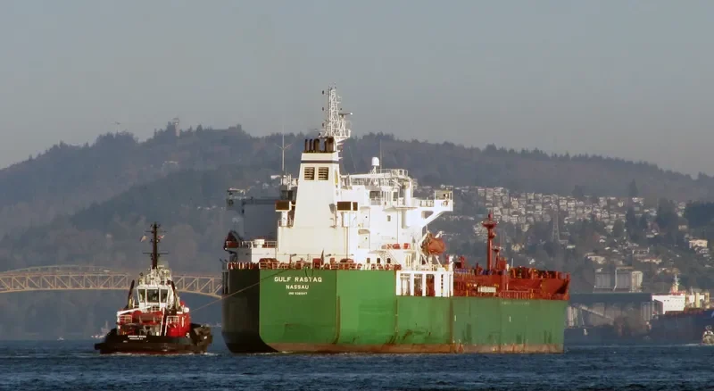 GULF RASTAQ Tanker IMO 9381847 photo 5