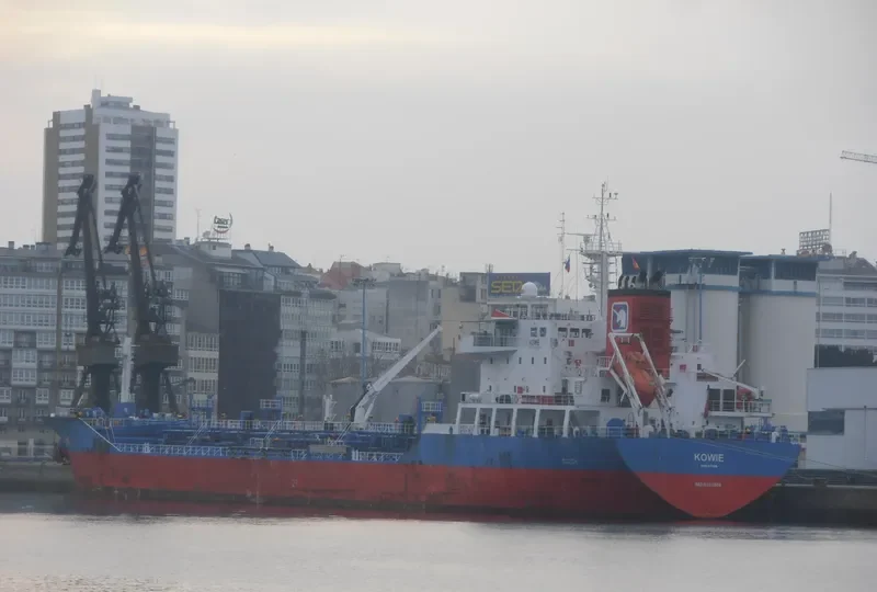 KOWIE Tanker IMO 9382504 photo 5