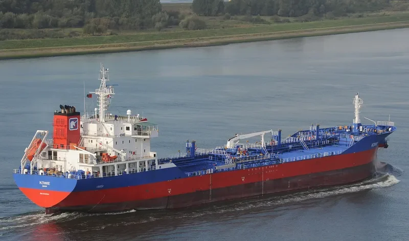 KOWIE Tanker IMO 9382504 photo 10