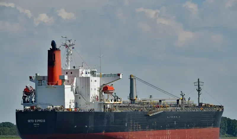 BLACK SWAN Tanker IMO 9382712 photo 2