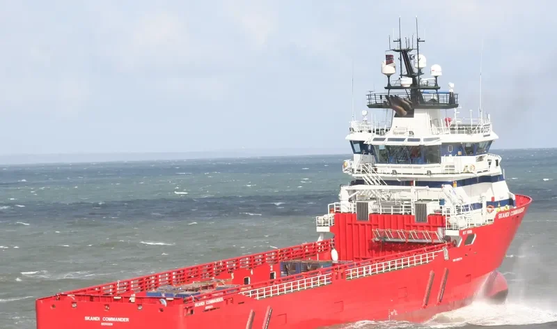 SKANDI COMMANDER Offshore Vessel IMO 9382774 photo 2