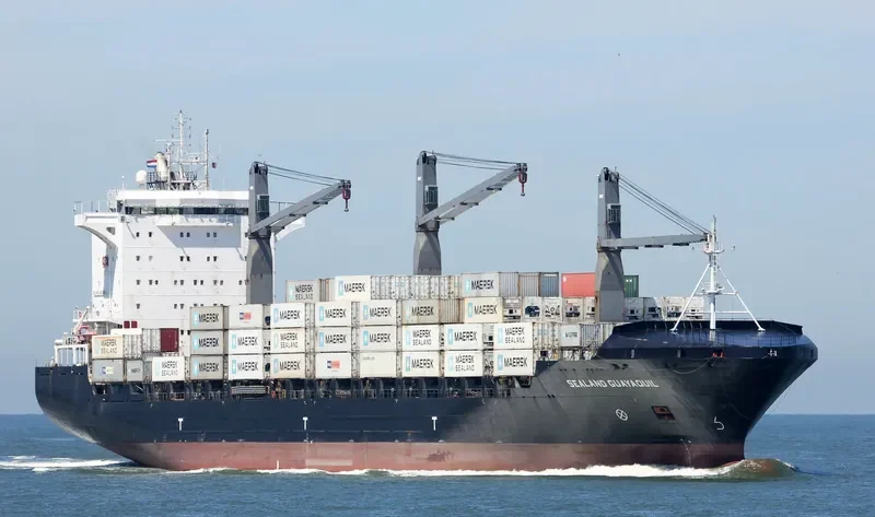 SEALAND GUAYAQUIL Container Ship IMO 9383259 photo 3