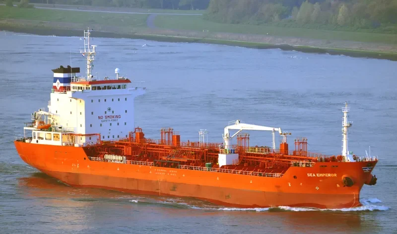 SEA EMPEROR Tanker IMO 9383601 photo 6