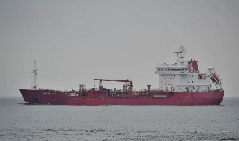 SLNC PAX Tanker IMO 9383663 photo 6