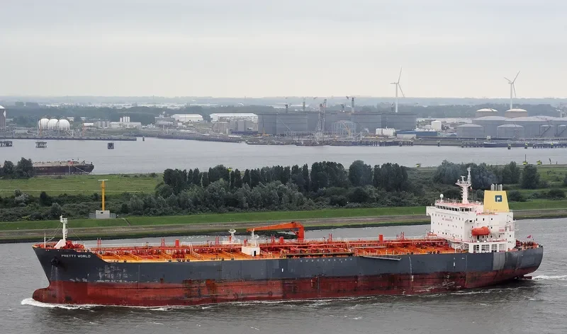 CENTRAL Tanker IMO 9383895 photo 10