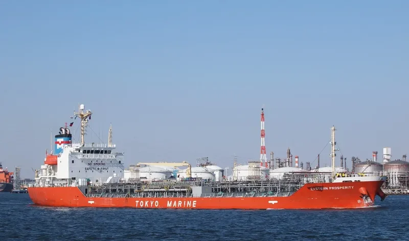 EASTERN PROSPERITY Tanker IMO 9383998 photo 7