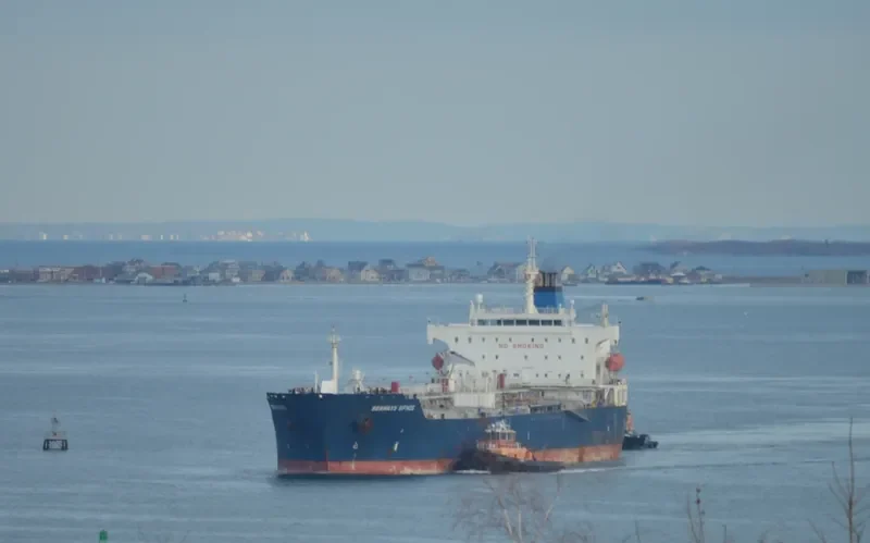 SEAWAYS NANTUCKET Tanker IMO 9384033 photo 2
