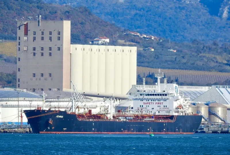 JEMMA Tanker IMO 9384095 photo 3