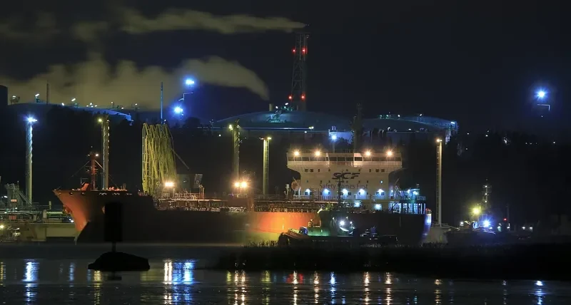 SCF USSURI Tanker IMO 9384306 photo 8