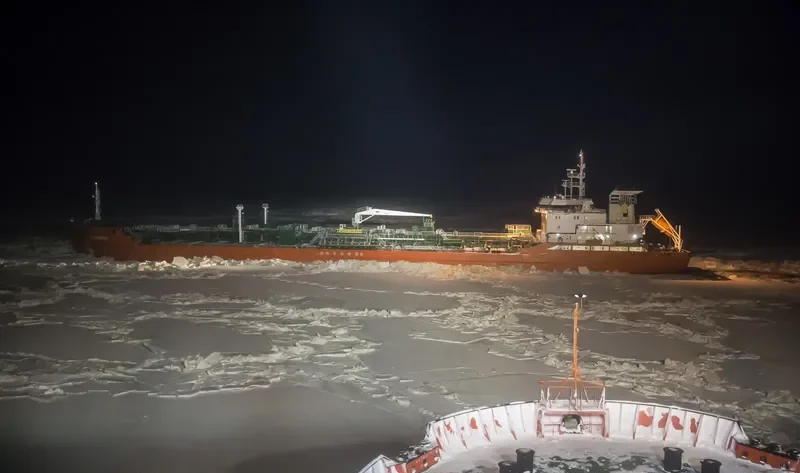 RN ARKHANGELSK Tanker IMO 9384435 photo 9