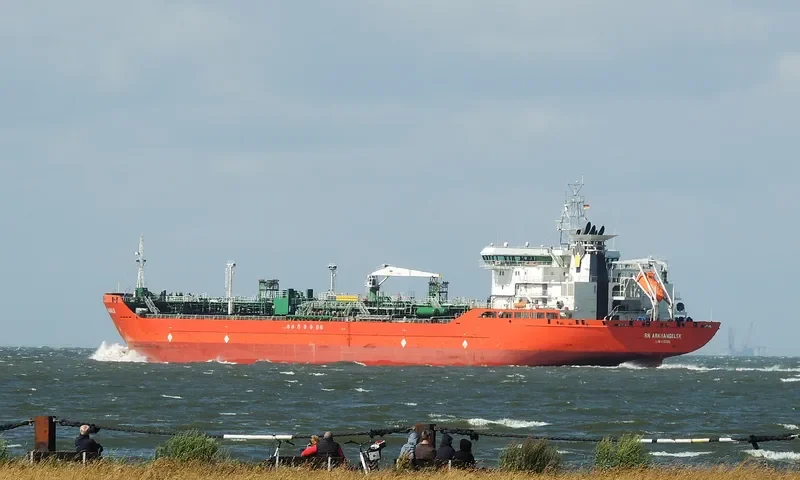 RN ARKHANGELSK Tanker IMO 9384435 photo 10