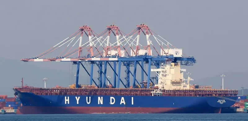 HYUNDAI TACOMA Container Ship IMO 9385001 photo 3