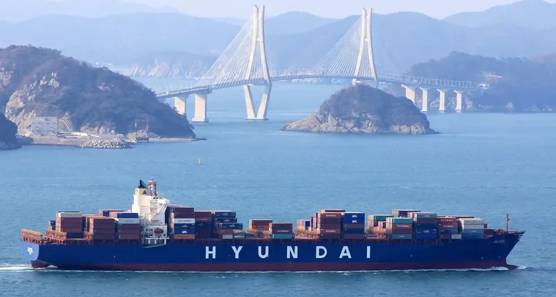 HYUNDAI TACOMA Container Ship IMO 9385001 photo 4