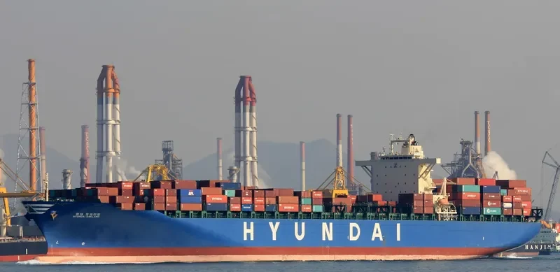 HYUNDAI OAKLAND Container Ship IMO 9385013 photo 6