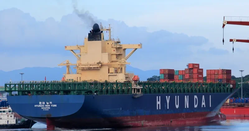 WAN HAI 621 Container Ship IMO 9385025 photo 4