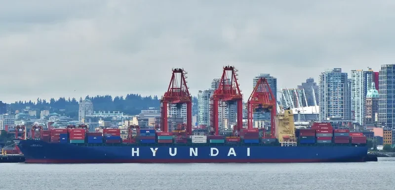 WAN HAI 621 Container Ship IMO 9385025 photo 6