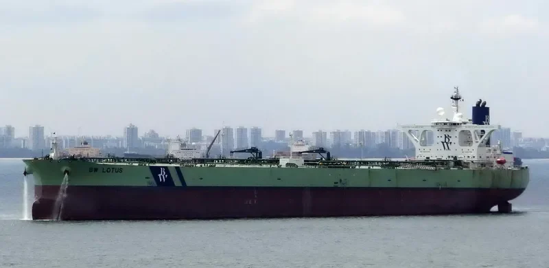 DHT LOTUS Tanker IMO 9385037 photo 6