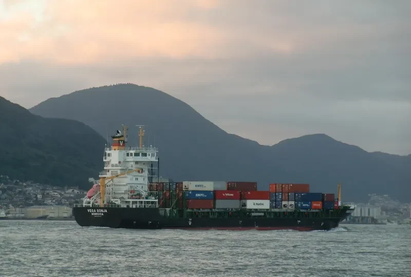 A KEIGA Container Ship IMO 9385453 photo 4