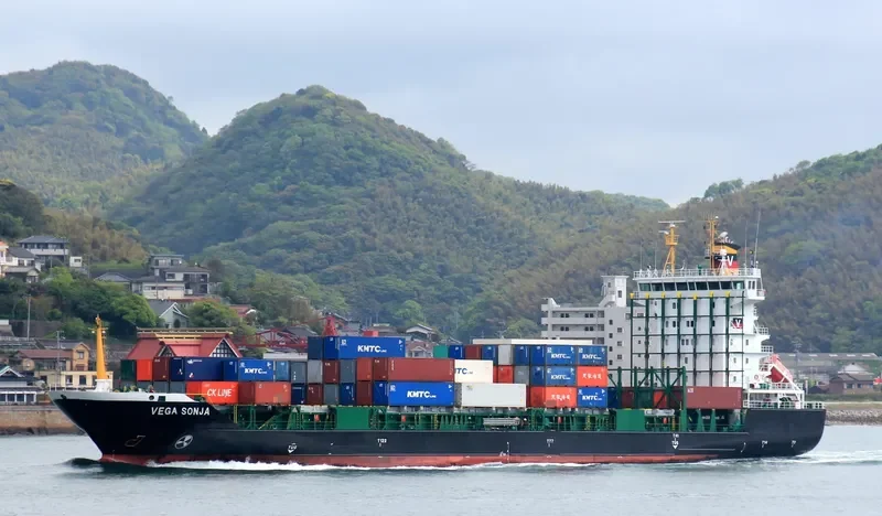 A KEIGA Container Ship IMO 9385453 photo 8