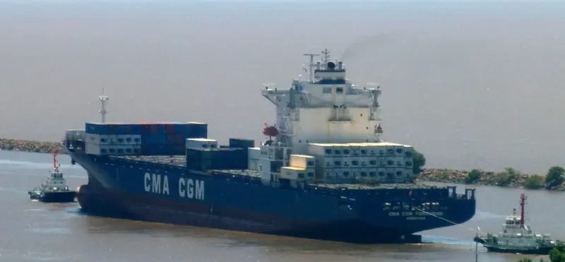 MATSON HAWAII Container Ship IMO 9386471 photo 8