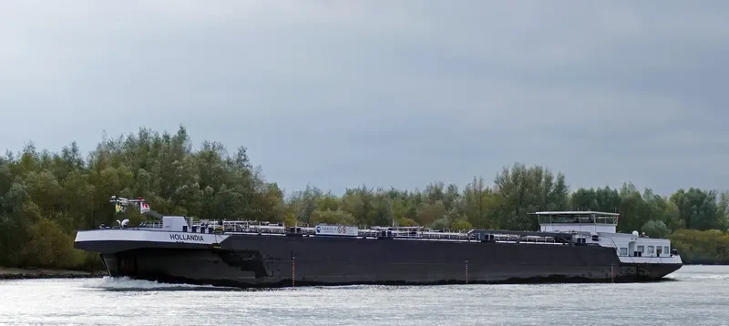 HOLLANDIA Tanker IMO 9386562 photo 8