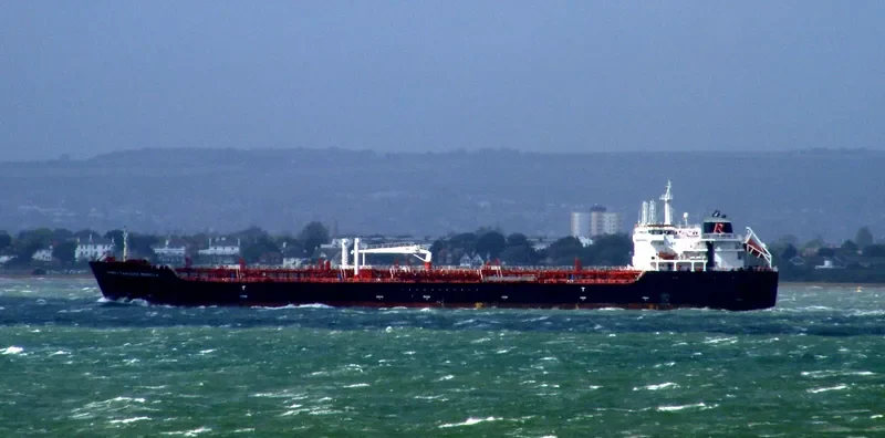 MIRACLE Tanker IMO 9387059 photo 4