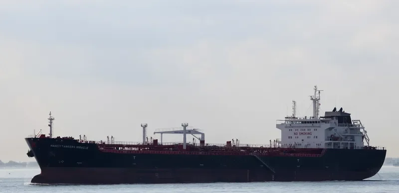MIRACLE Tanker IMO 9387059 photo 7