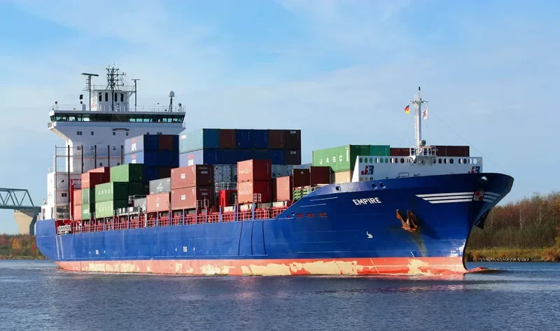 EMPIRE Container Ship IMO 9387425 photo 3